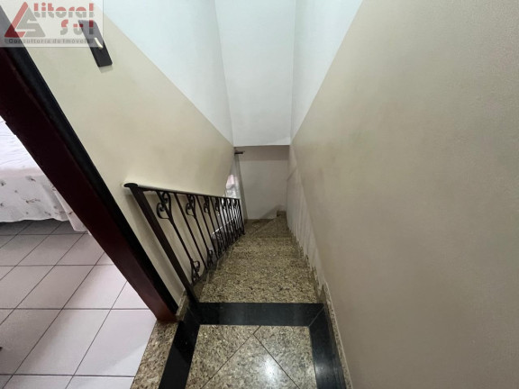 Imagem Sobrado com 2 Quartos à Venda, 150 m² em Nova Mirim - Praia Grande Imagem Sobrado com 2 Quartos à Venda, 150 m² em Nova Mirim - Praia Grande