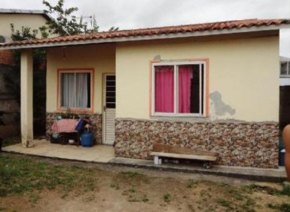 Imagem Casa com 2 Quartos à Venda, 200 m² em Itaborai