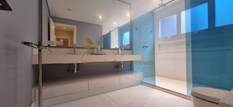 Imagem Casa com 4 Quartos à Venda, 490 m² em Centro Comercial Jubran - Barueri Imagem Casa com 4 Quartos à Venda, 490 m² em Centro Comercial Jubran - Barueri
