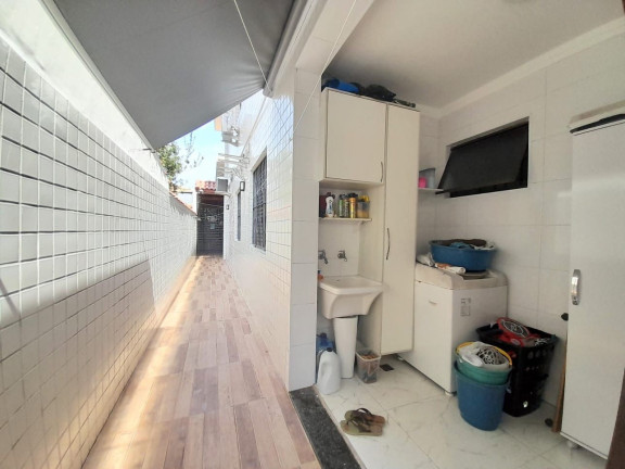 Imagem Casa com 3 Quartos à Venda, 126 m² em Aparecida - Santos