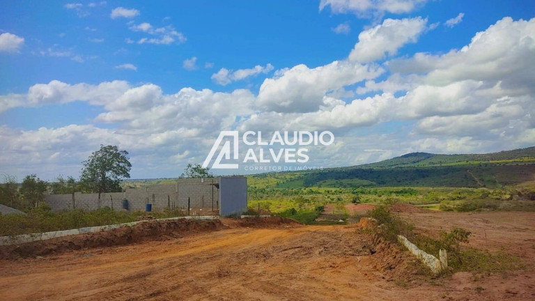 Imagem Terreno à Venda, 250 m² em Registro - Feira De Santana Imagem Terreno à Venda, 250 m² em Registro - Feira De Santana