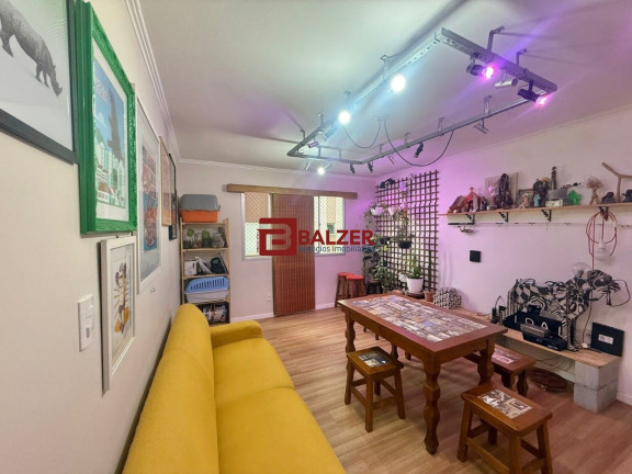 Apartamento com 2 Quartos à Venda, 71 m² em Centro - Florianópolis