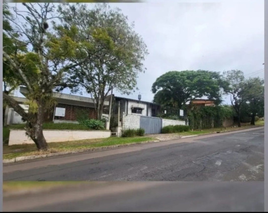 Casa com 1 Quarto à Venda, 360 m² em Três Figueiras - Porto Alegre