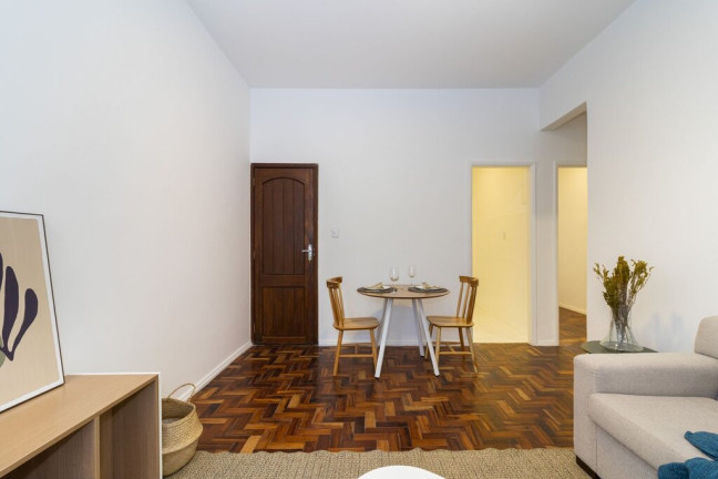 Imagem Apartamento com 1 Quarto à Venda, 46 m² em Humaitá - Rio De Janeiro Imagem Apartamento com 1 Quarto à Venda, 46 m² em Humaitá - Rio De Janeiro