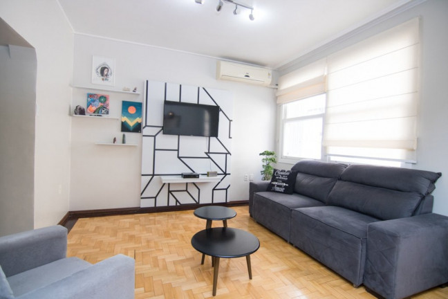 Imagem Imóvel com 3 Quartos à Venda, 111 m² em Petrópolis - Porto Alegre