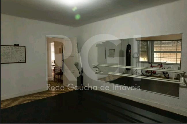 Imagem Casa com 4 Quartos à Venda ou Locação, 758 m² em Petrópolis - Porto Alegre