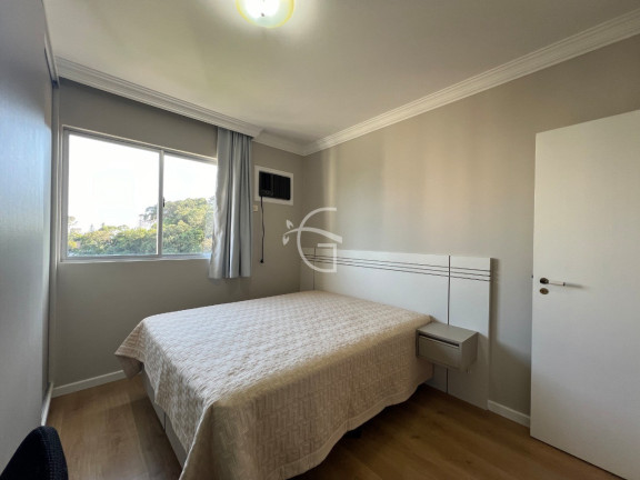 Imagem Imóvel com 3 Quartos à Venda, 173 m² em América - Joinville Imagem Imóvel com 3 Quartos à Venda, 173 m² em América - Joinville
