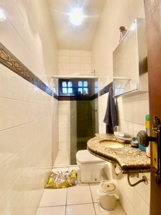 Imagem Sobrado com 5 Quartos à Venda, 420 m² em Bacacheri - Curitiba