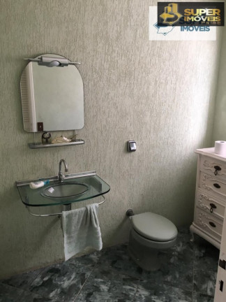 Imagem Casa com 4 Quartos à Venda, 250 m² em Três Vendas - Pelotas Imagem Casa com 4 Quartos à Venda, 250 m² em Três Vendas - Pelotas