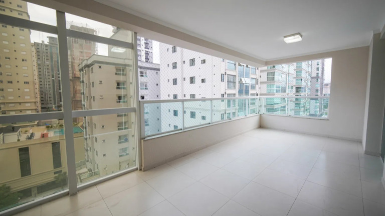 Imagem Apartamento com 4 Quartos à Venda, 175 m² em Meia Praia - Itapema Imagem Apartamento com 4 Quartos à Venda, 175 m² em Meia Praia - Itapema