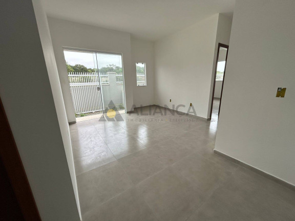Imagem Casa com 2 Quartos à Venda,  em Meia Praia - Navegantes