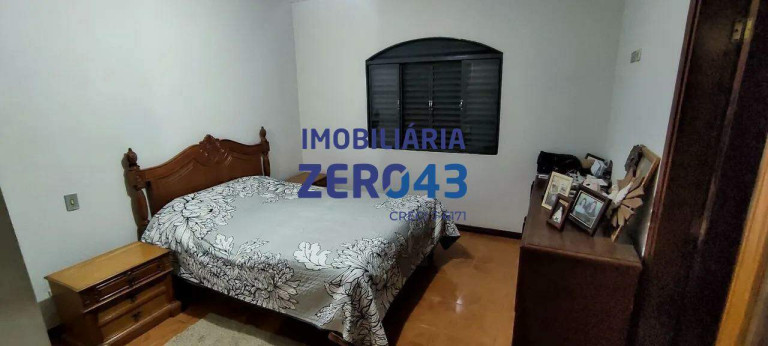 Imagem Casa com 3 Quartos à Venda, 148 m² em Conjunto Habitacional Milton Gavetti - Londrina Imagem Casa com 3 Quartos à Venda, 148 m² em Conjunto Habitacional Milton Gavetti - Londrina