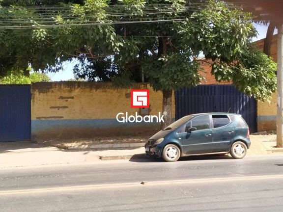 Imóvel à Venda, 800 m² em Major Prates - Montes Claros