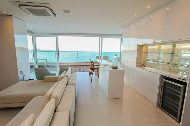 Imagem Cobertura com 4 Quartos à Venda, 469 m² em Centro - Balneário Camboriú Imagem Cobertura com 4 Quartos à Venda, 469 m² em Centro - Balneário Camboriú