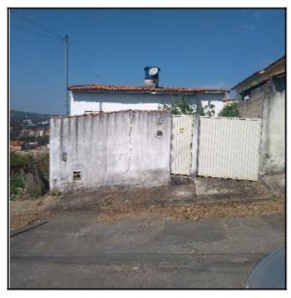 Casa com 3 Quartos à Venda, 115 m² em Conjunto Habitacional Dona Branca - Bom Despacho