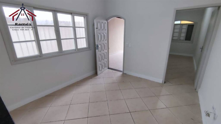 Imagem Casa com 2 Quartos à Venda, em Guilhermina - Praia Grande Imagem Casa com 2 Quartos à Venda, em Guilhermina - Praia Grande
