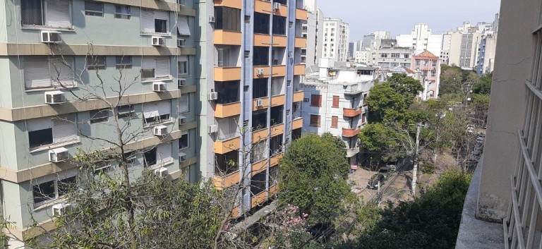 Imagem Apartamento com 3 Quartos à Venda, 100 m² em Centro Histórico - Porto Alegre