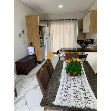 Imagem Casa com 2 Quartos à Venda,  em Tabuleiro - Camboriú