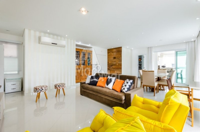 Imagem Apartamento com 3 Quartos à Venda, 175 m² em Pitangueiras - Guarujá