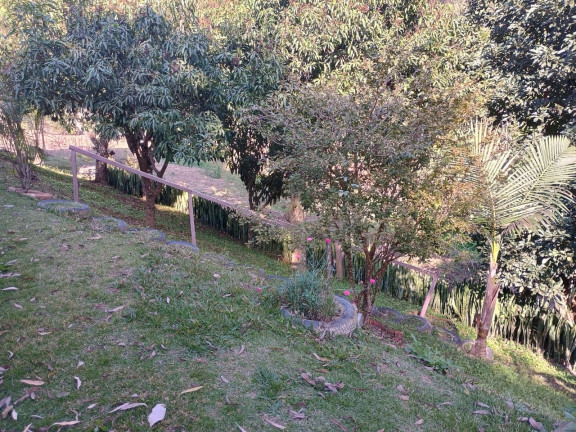 Imagem Chácara com 3 Quartos à Venda, 300 m² em Varjao - Paraibuna Imagem Chácara com 3 Quartos à Venda, 300 m² em Varjao - Paraibuna