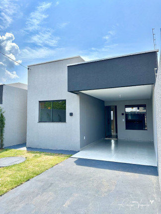 Casa com 3 Quartos à Venda, 72 m² em Residencial Monte Cristo - Trindade