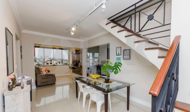 Imagem Imóvel com 3 Quartos à Venda, 163 m² em Jardim Itu - Porto Alegre Imagem Imóvel com 3 Quartos à Venda, 163 m² em Jardim Itu - Porto Alegre