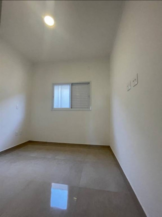 Imagem Casa com 2 Quartos à Venda, 57 m² em Vila Tupi - Praia Grande Imagem Casa com 2 Quartos à Venda, 57 m² em Vila Tupi - Praia Grande