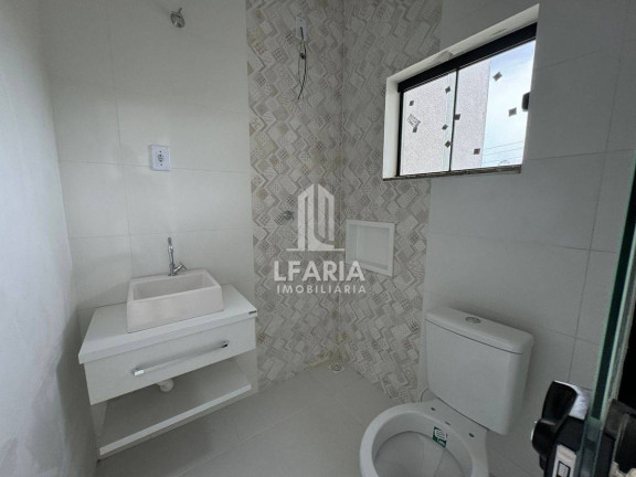 Imagem Sobrado com 3 Quartos à Venda, 104 m² em Cambiju - Itapoá