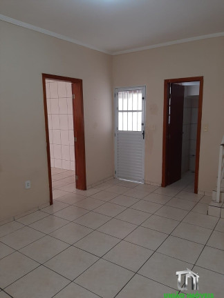 Imagem Casa com 2 Quartos à Venda, 82 m² em Núcleo Habitacional Padre Aldo Bolini - Bragança Paulista Imagem Casa com 2 Quartos à Venda, 82 m² em Núcleo Habitacional Padre Aldo Bolini - Bragança Paulista
