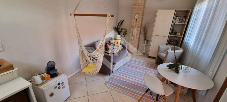 Imagem Casa com 3 Quartos à Venda, 180 m² em Piratininga - Niterói