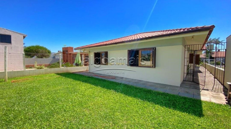 Imagem Casa com 3 Quartos à Venda, 174 m² em Centro - Xangri-lá