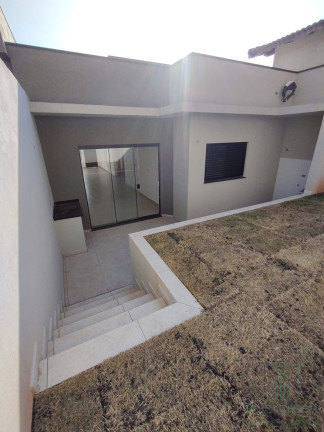 Imagem Casa com 2 Quartos à Venda, 88 m² em Nova Cerejeira - Atibaia