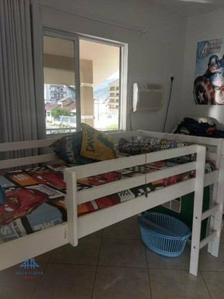 Imagem Casa com 3 Quartos à Venda, 250 m² em Carianos - Florianópolis