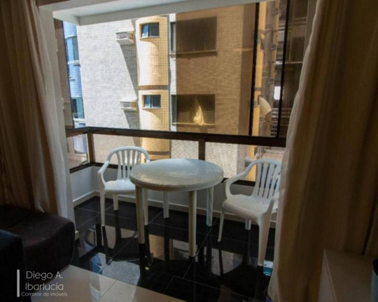 Imagem Apartamento com 2 Quartos à Venda, 88 m² em Centro - Balneário Camboriú