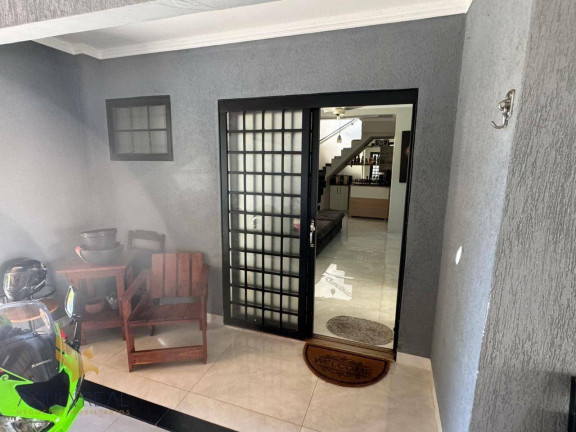 Imagem Sobrado com 3 Quartos à Venda, 260 m² em Parque Residencial Rita Vieira - Campo Grande Imagem Sobrado com 3 Quartos à Venda, 260 m² em Parque Residencial Rita Vieira - Campo Grande