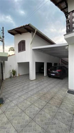 Imagem Casa com 3 Quartos à Venda, 332 m² em Flórida - Praia Grande Imagem Casa com 3 Quartos à Venda, 332 m² em Flórida - Praia Grande