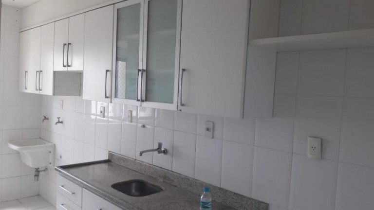 Imagem Apartamento com 3 Quartos à Venda, 79 m² em Stiep - Salvador