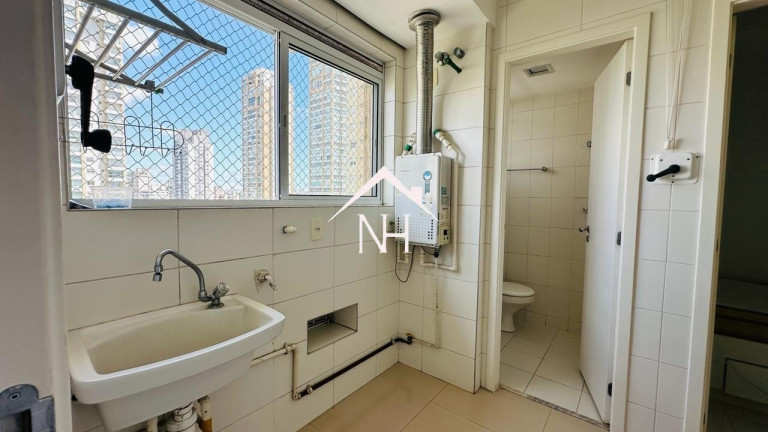 Imagem Apartamento com 3 Quartos à Venda, 233 m² em Campo Belo - São Paulo