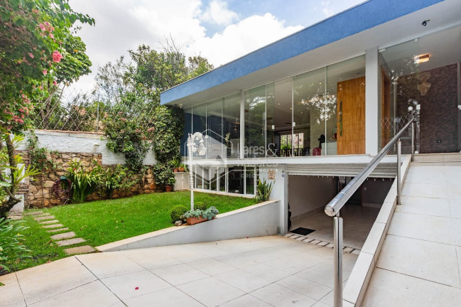 Casa com 6 Quartos à Venda, 530 m² em Brooklin - São Paulo