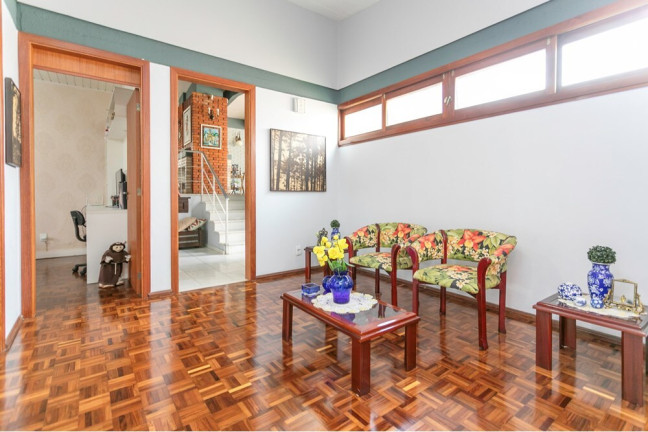 Casa com 3 Quartos à Venda, 214 m² em São Sebastião - Porto Alegre
