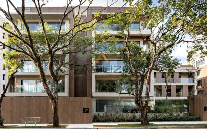 Apartamento com 4 Quartos à Venda, 206 m² em Alto De Pinheiros - São Paulo