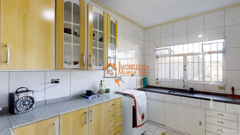 Imagem Sobrado com 7 Quartos à Venda, 688 m² em Jardim Presidente Dutra - Guarulhos Imagem Sobrado com 7 Quartos à Venda, 688 m² em Jardim Presidente Dutra - Guarulhos