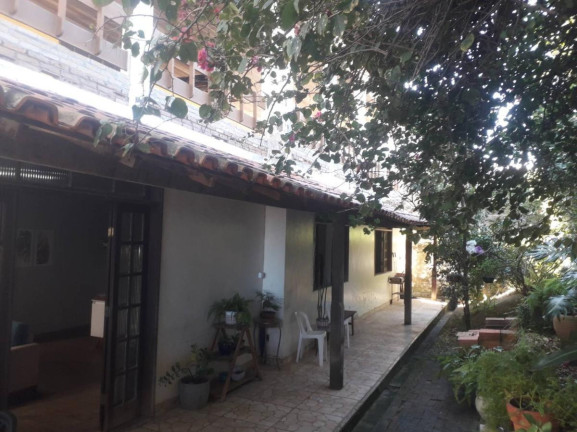 Imagem Casa com 4 Quartos à Venda, 367 m² em Itapuã - Salvador