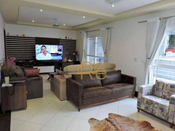 Imagem Casa com 4 Quartos à Venda, 400 m² em Golf Village - Carapicuíba Imagem Casa com 4 Quartos à Venda, 400 m² em Golf Village - Carapicuíba