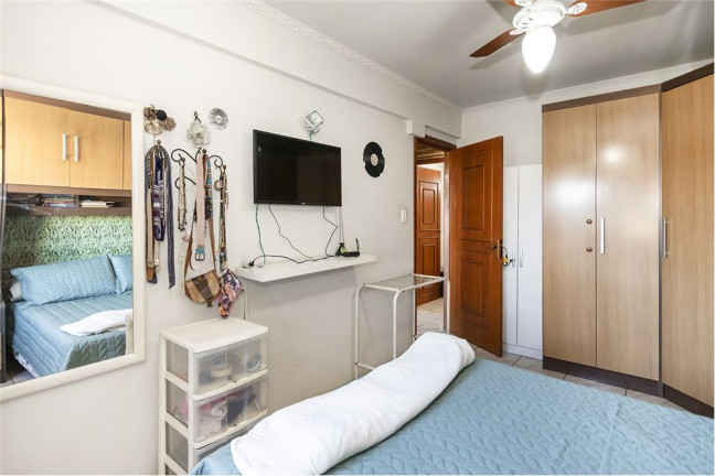 Imagem Apartamento com 2 Quartos à Venda, 65 m² em Azenha - Porto Alegre