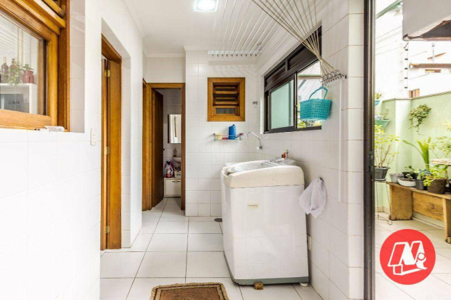 Imagem Apartamento com 3 Quartos à Venda, 201 m² em Vila Ipiranga - Porto Alegre