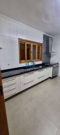 Imagem Casa de Condomínio com 3 Quartos à Venda, 185 m² em Jardim Ana Estela - Carapicuíba