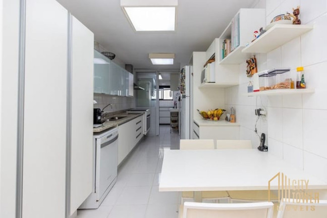 Imagem Apartamento com 3 Quartos à Venda, 161 m² em Vila Nova Conceição - São Paulo
