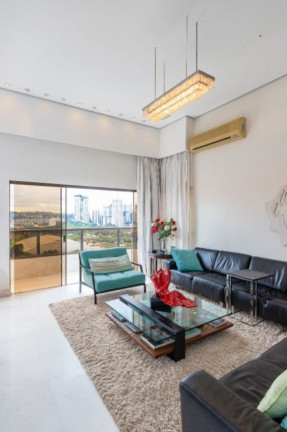 Imagem Imóvel com 3 Quartos à Venda, 759 m² em Brooklin Paulista - São Paulo Imagem Imóvel com 3 Quartos à Venda, 759 m² em Brooklin Paulista - São Paulo
