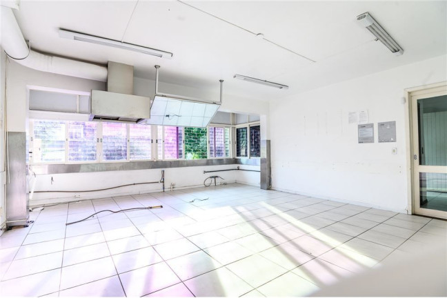Imagem Casa com 6 Quartos à Venda, em Passo Da Areia - Porto Alegre Imagem Casa com 6 Quartos à Venda, em Passo Da Areia - Porto Alegre